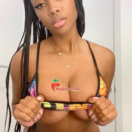 chynnamayberry1 OnlyFans leak ( 626 MB )