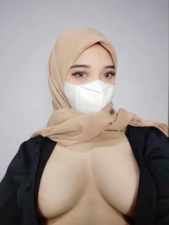 hijabcamilla ( Hijab Camilla ) OnlyFans leak ( 17.0 MB )