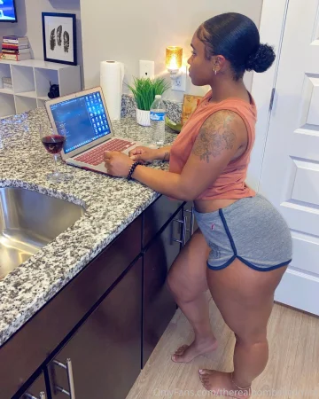 therealbombshell_mint Onlyfans leaked SiteRip (User Request) ( 734.7 MB )