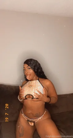 itsskyyblack Onlyfans leaked FULL SiteRip (June 2023) (User Request) ( 12.5 GB )