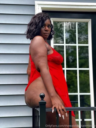therealchocolateminnie Onlyfans leaked SiteRip ( 1.8 GB )