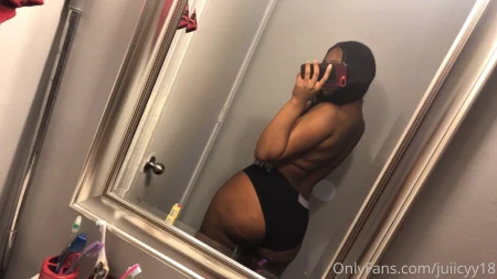 juiicyy18 porn video and photo Onlyfans leaked Full Rip ( 1.1 GB )