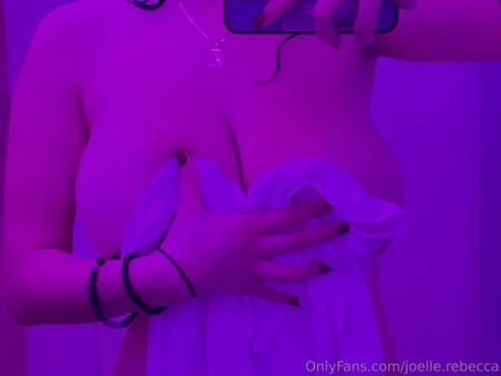 sincerelypisces Onlyfans leaked video and photo pack ( 526.5 MB )